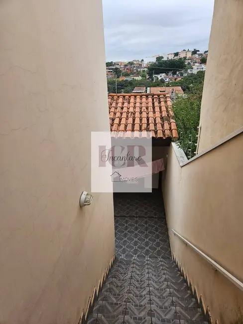 Casa com 3 quartos à venda, 180m2 em Jardim Itanguá, Sorocaba - SP - imagem 2 Foto 2 de Casa com 3 quartos à venda, 180m2 em Jardim Itanguá, Sorocaba - SP