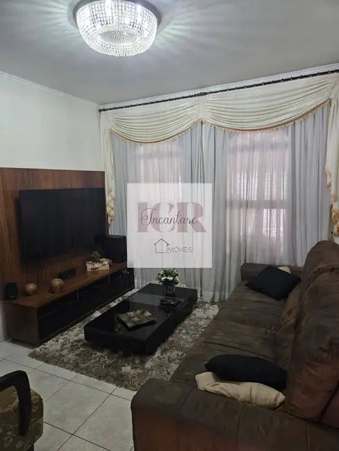 Casa com 3 quartos à venda, 180m2 em Jardim Itanguá, Sorocaba - SP - imagem 9 Foto 9 de Casa com 3 quartos à venda, 180m2 em Jardim Itanguá, Sorocaba - SP
