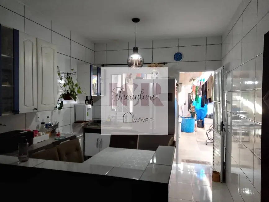 Casa com 2 quartos à venda, 175m2 em Jardim Topázio, Sorocaba - SP - imagem 4 Foto 4 de Casa com 2 quartos à venda, 175m2 em Jardim Topázio, Sorocaba - SP