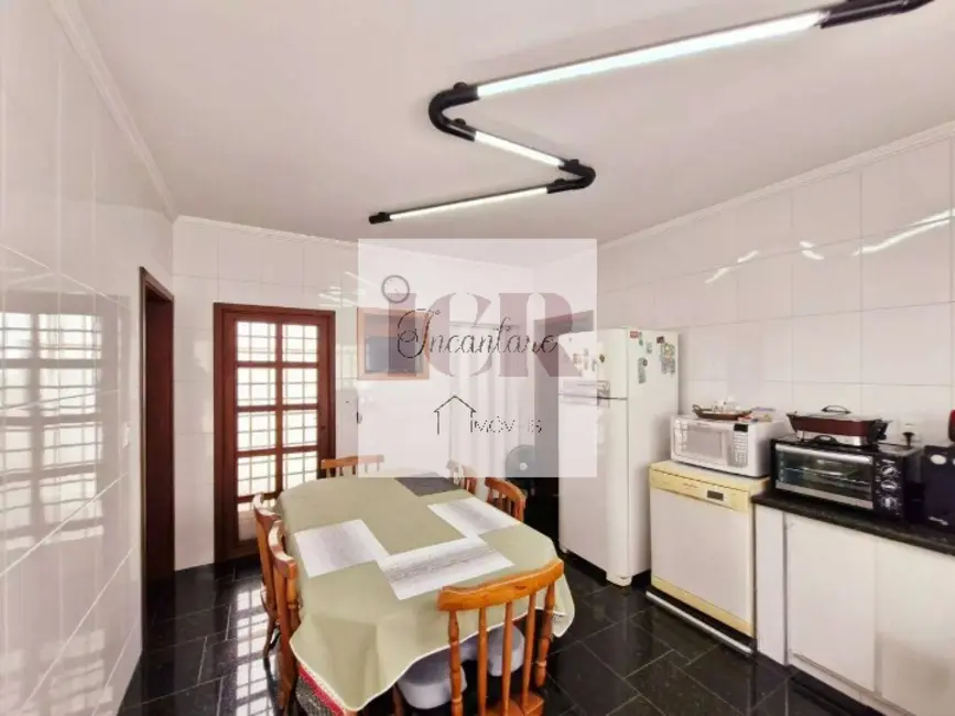 Casa com 4 quartos à venda, 210m2 em Jardim Morumbi, Sorocaba - SP - imagem 8 Foto 8 de Casa com 4 quartos à venda, 210m2 em Jardim Morumbi, Sorocaba - SP