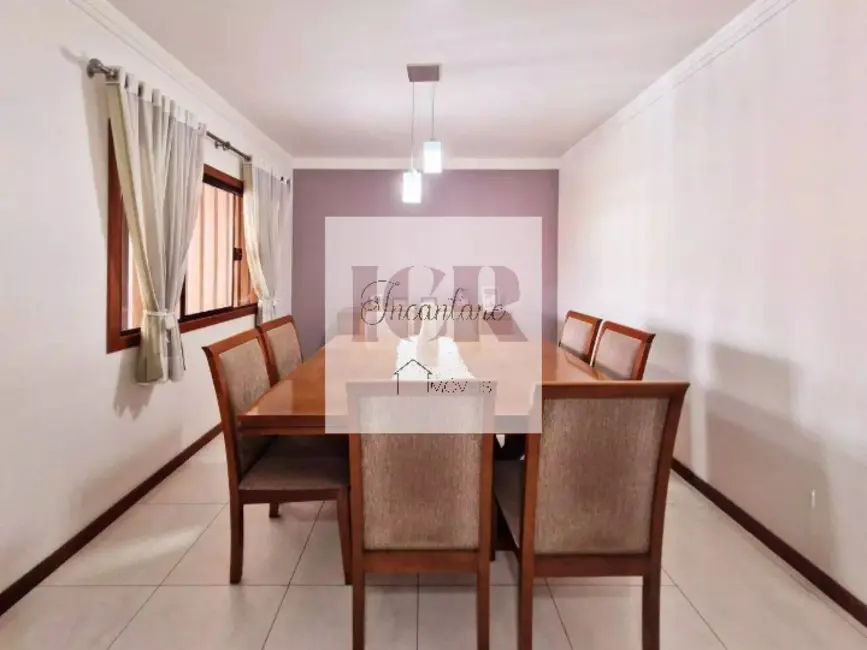 Casa com 4 quartos à venda, 210m2 em Jardim Morumbi, Sorocaba - SP - imagem 4 Foto 4 de Casa com 4 quartos à venda, 210m2 em Jardim Morumbi, Sorocaba - SP