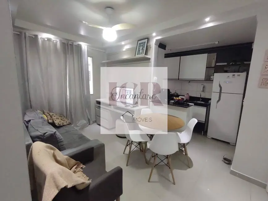 Foto 1 de Apartamento com 2 quartos à venda, 43m2 em Vossoroca, Votorantim - SP