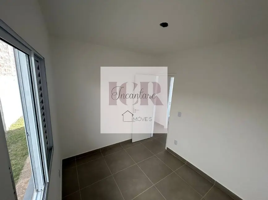 Foto 4 de Casa com 2 quartos à venda, 130m2 em Aparecidinha, Sorocaba - SP