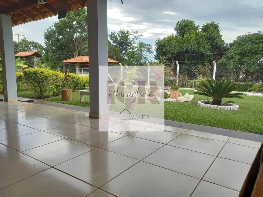 Foto 6 de Chácara com 4 quartos à venda, 1000m2 em Aracoiaba Da Serra - SP