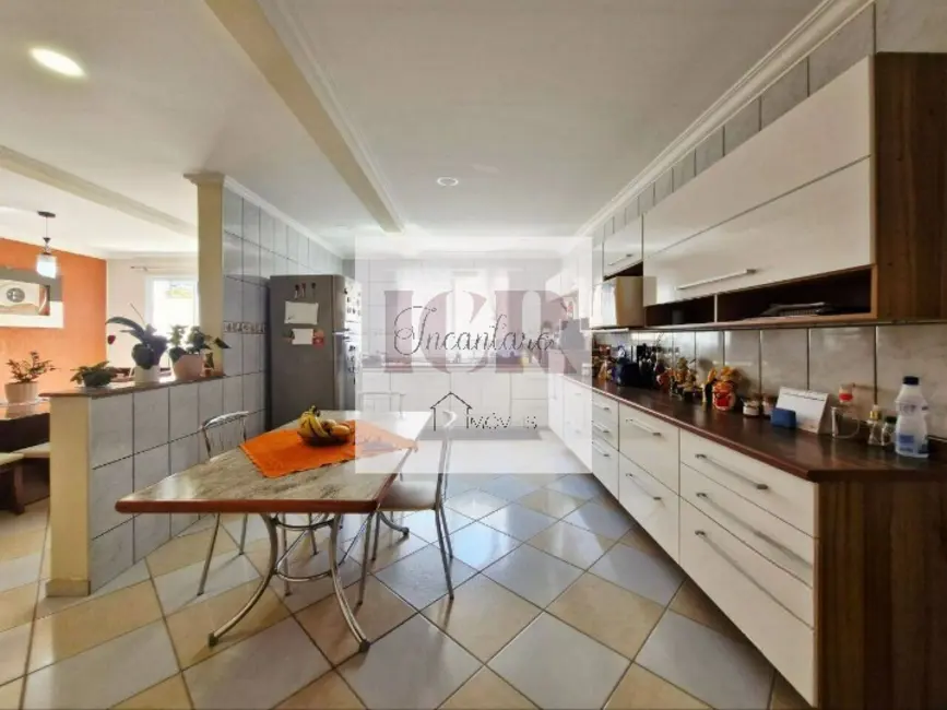 Casa com 3 quartos à venda, 250m2 em Jardim Dois Corações, Sorocaba - SP - imagem 6 Foto 6 de Casa com 3 quartos à venda, 250m2 em Jardim Dois Corações, Sorocaba - SP