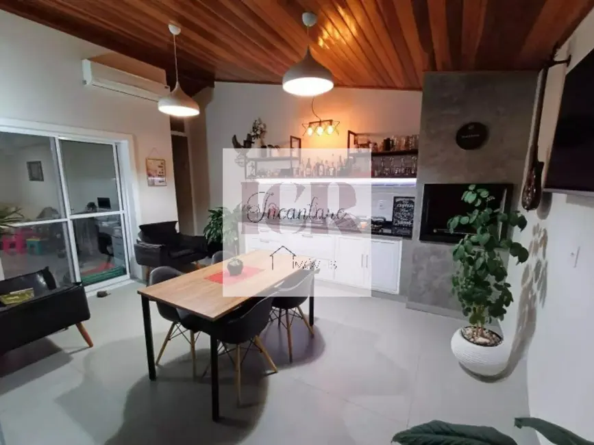 Foto 1 de Casa de Condomínio com 3 quartos à venda, 150m2 em Vila Haro, Sorocaba - SP