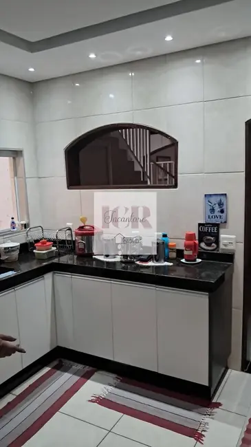 Foto 7 de Casa com 3 quartos à venda, 212m2 em Jardim Ipanema, Sorocaba - SP