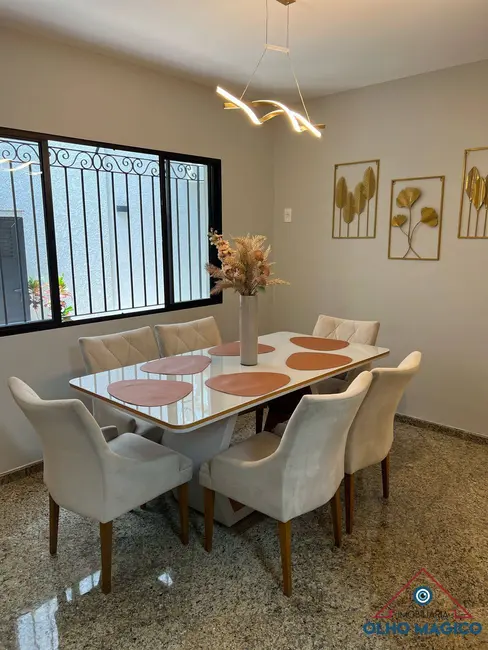 Sobrado com 4 quartos à venda, 354m2 em Centro, Osasco - SP - imagem 5 Foto 5 de Sobrado com 4 quartos à venda, 354m2 em Centro, Osasco - SP