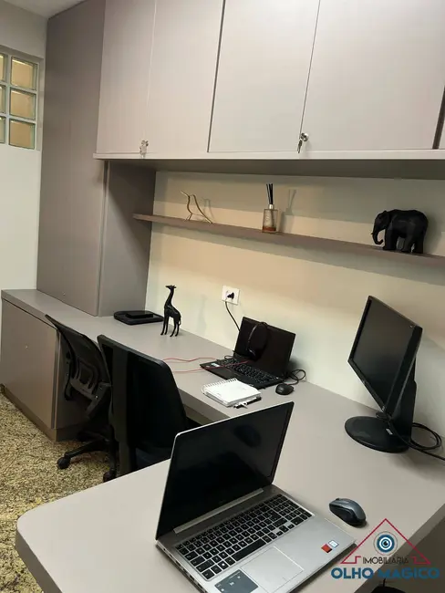 Sobrado com 4 quartos à venda, 354m2 em Centro, Osasco - SP - imagem 6 Foto 6 de Sobrado com 4 quartos à venda, 354m2 em Centro, Osasco - SP