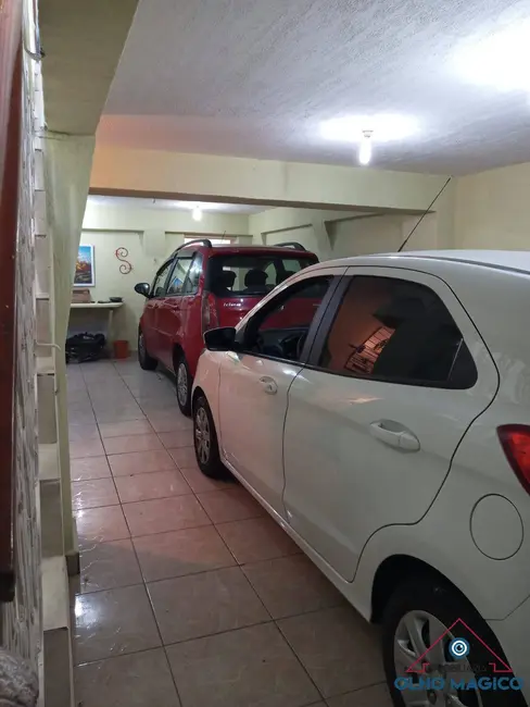 Foto 2 de Sobrado com 3 quartos à venda, 219m2 em Vila Osasco, Osasco - SP
