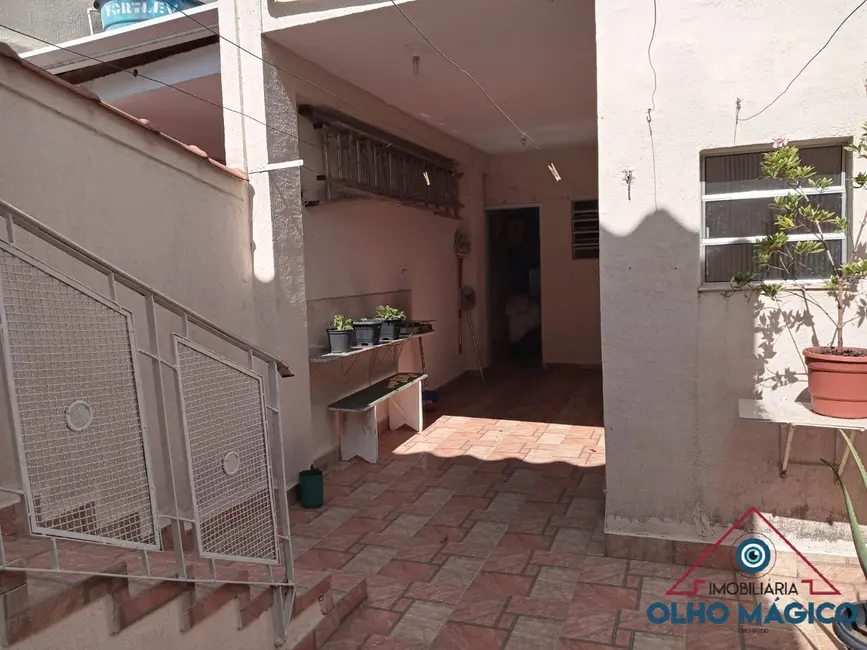 Sobrado com 3 quartos à venda, 219m2 em Vila Osasco, Osasco - SP - imagem 8 Foto 8 de Sobrado com 3 quartos à venda, 219m2 em Vila Osasco, Osasco - SP