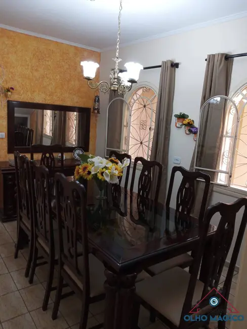 Sobrado com 3 quartos à venda, 219m2 em Vila Osasco, Osasco - SP - imagem 6 Foto 6 de Sobrado com 3 quartos à venda, 219m2 em Vila Osasco, Osasco - SP