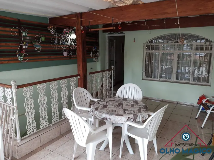 Sobrado com 3 quartos à venda, 219m2 em Vila Osasco, Osasco - SP - imagem 3 Foto 3 de Sobrado com 3 quartos à venda, 219m2 em Vila Osasco, Osasco - SP