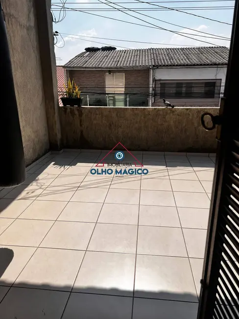 Sobrado com 3 quartos à venda, 183m2 em Jardim das Flores, Osasco - SP - imagem 6 Foto 6 de Sobrado com 3 quartos à venda, 183m2 em Jardim das Flores, Osasco - SP