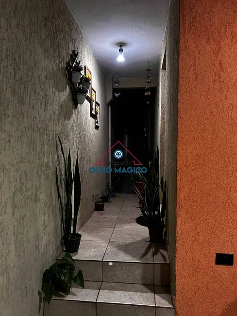 Sobrado com 3 quartos à venda, 183m2 em Jardim das Flores, Osasco - SP - imagem 3 Foto 3 de Sobrado com 3 quartos à venda, 183m2 em Jardim das Flores, Osasco - SP