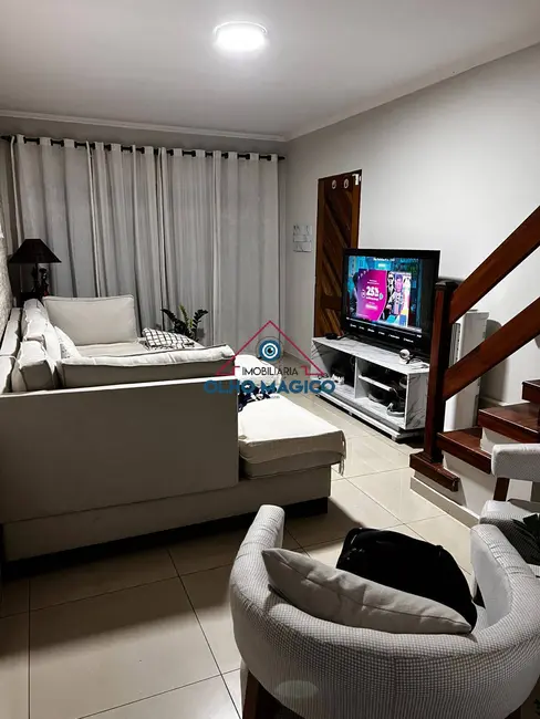 Sobrado com 3 quartos à venda, 183m2 em Jardim das Flores, Osasco - SP - imagem 7 Foto 7 de Sobrado com 3 quartos à venda, 183m2 em Jardim das Flores, Osasco - SP