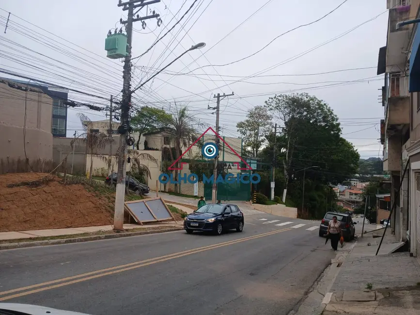 Sobrado com 3 quartos à venda, 166m2 em Conceição, Osasco - SP - imagem 4 Foto 4 de Sobrado com 3 quartos à venda, 166m2 em Conceição, Osasco - SP