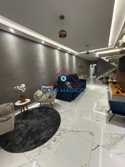 Foto 3 de Sobrado com 3 quartos à venda, 300m2 em Bussocaba, Osasco - SP