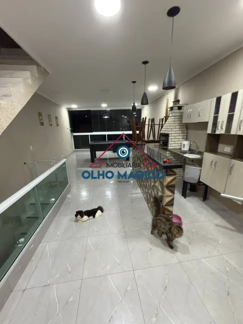 Foto 2 de Sobrado com 3 quartos à venda, 300m2 em Bussocaba, Osasco - SP