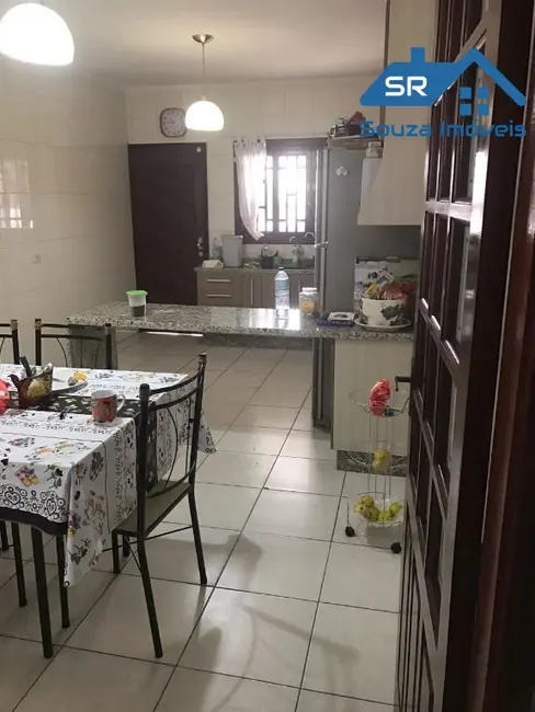 Foto 8 de Casa com 3 quartos à venda, 150m2 em Jardim Santa Mena, Guarulhos - SP