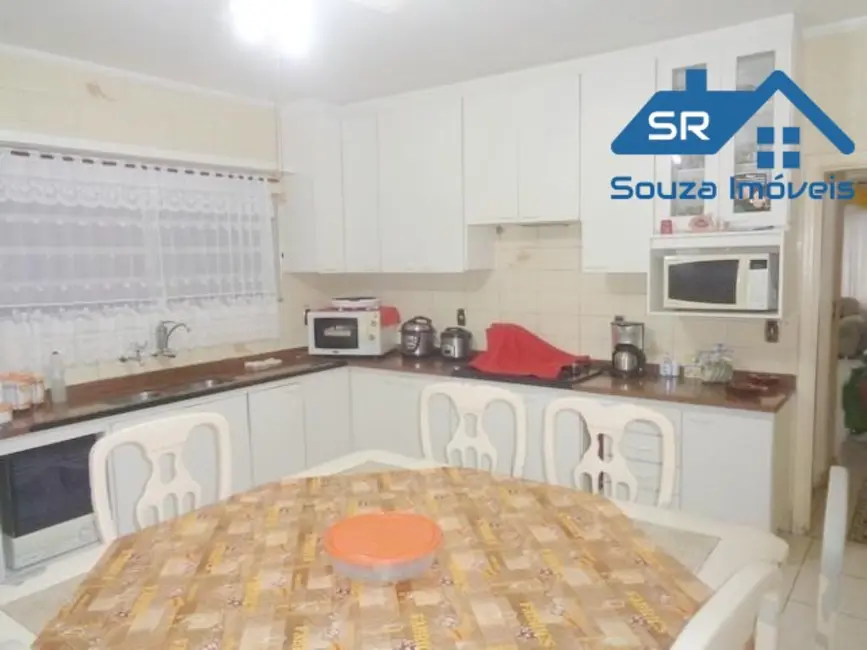 Foto 4 de Casa com 4 quartos à venda, 210m2 em Jardim Santa Mena, Guarulhos - SP