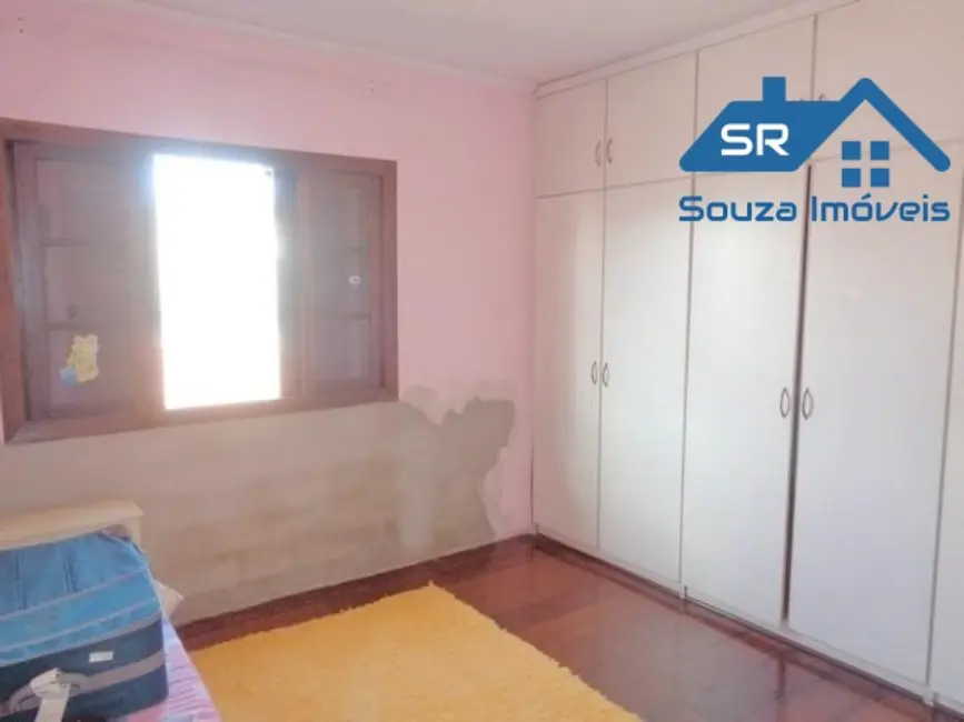 Foto 8 de Casa com 4 quartos à venda, 210m2 em Jardim Santa Mena, Guarulhos - SP