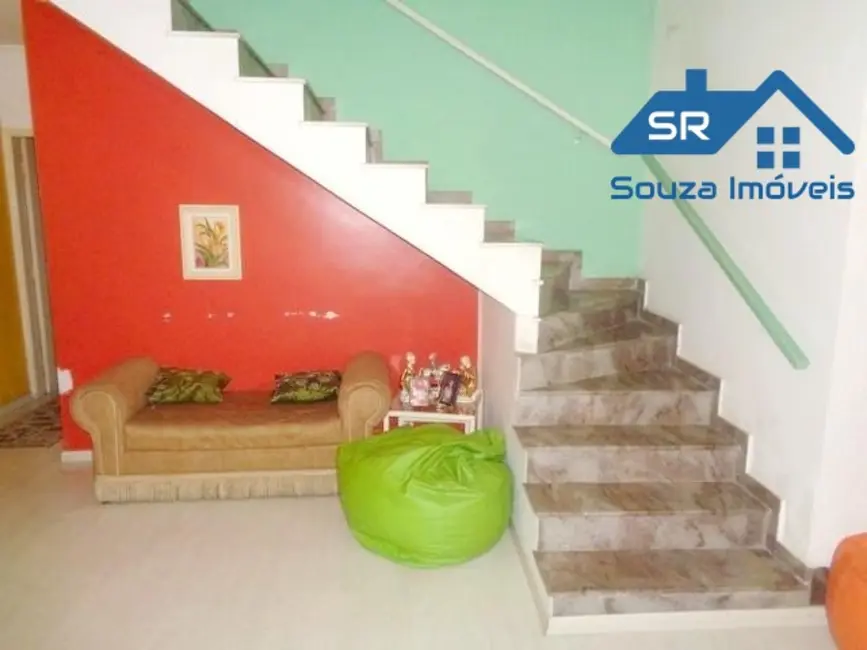 Foto 5 de Casa com 4 quartos à venda, 210m2 em Jardim Santa Mena, Guarulhos - SP