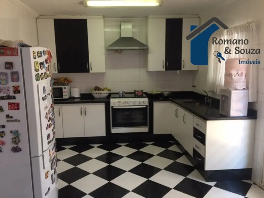 Casa com 4 quartos à venda, 425m2 em Vila Rosália, Guarulhos - SP - imagem 9 Foto 9 de Casa com 4 quartos à venda, 425m2 em Vila Rosália, Guarulhos - SP