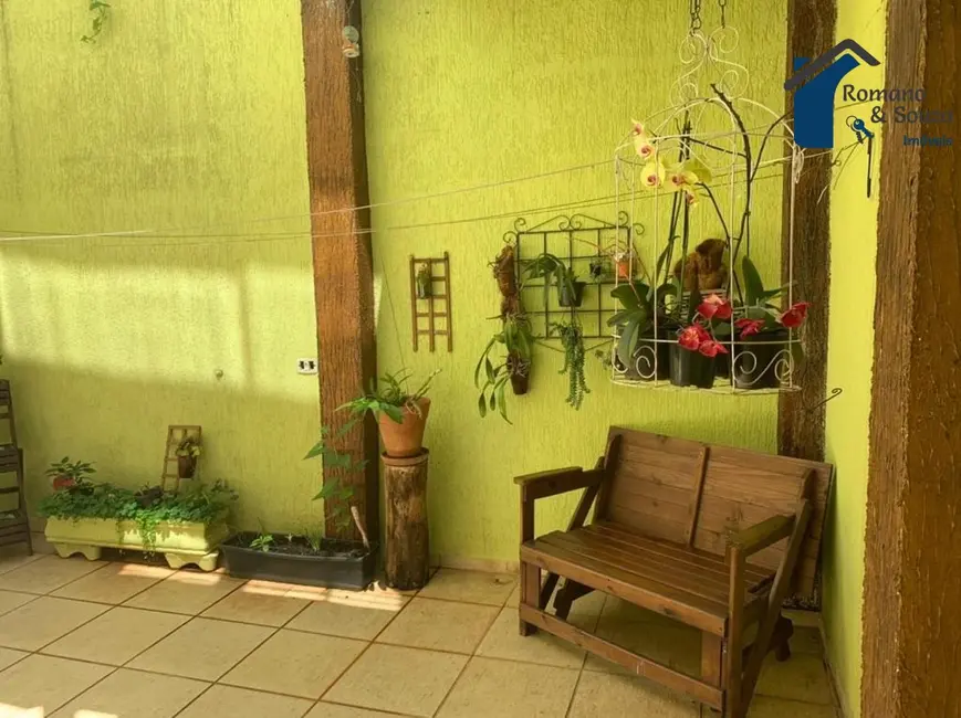 Foto 4 de Sobrado com 4 quartos à venda, 250m2 em Jardim Santa Mena, Guarulhos - SP