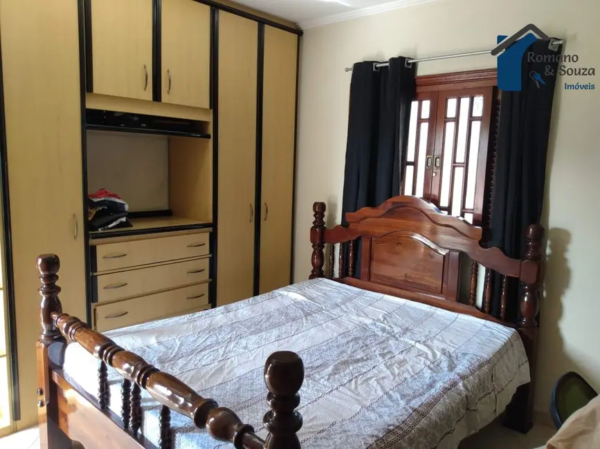 Foto 9 de Casa com 3 quartos à venda, 280m2 em Jardim Santa Mena, Guarulhos - SP
