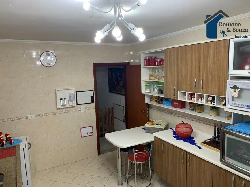 Sobrado com 3 quartos à venda, 188m2 em Vila Mazzei, São Paulo - SP - imagem 6 Foto 6 de Sobrado com 3 quartos à venda, 188m2 em Vila Mazzei, São Paulo - SP