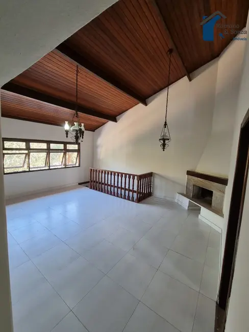 Foto 8 de Casa com 3 quartos à venda e para alugar, 460m2 em Arujá Country Club, Aruja - SP