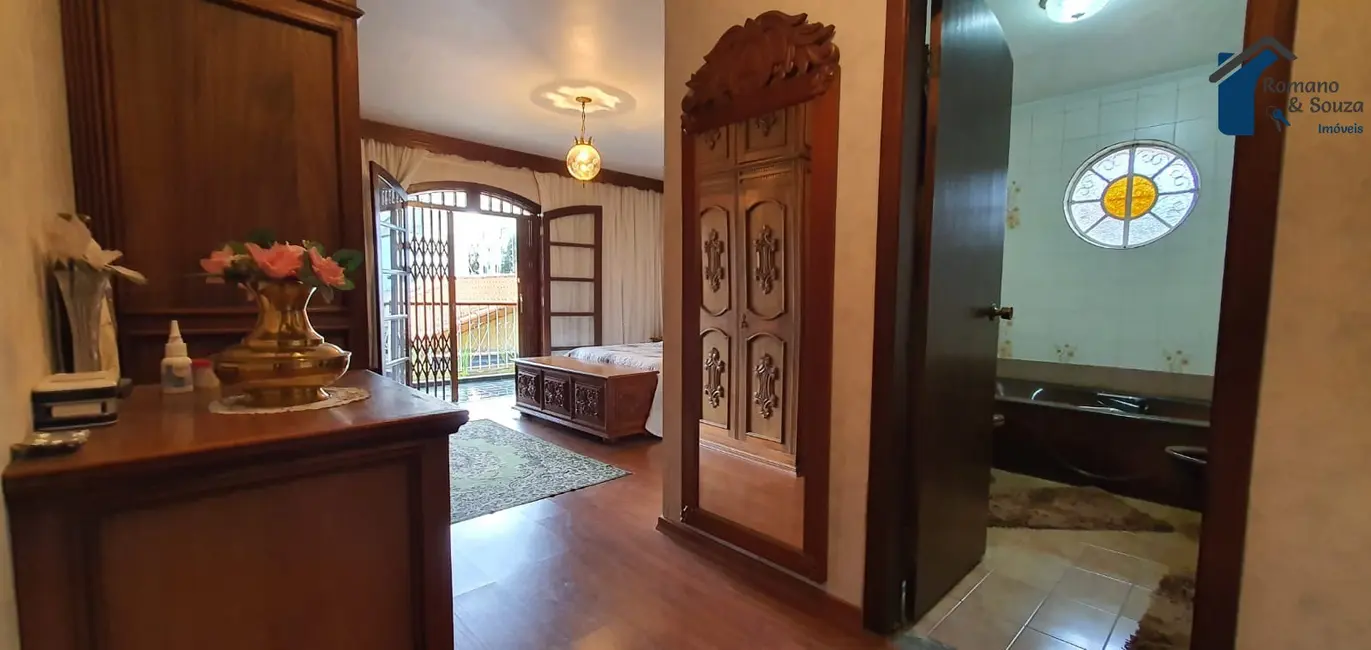 Sobrado com 4 quartos à venda, 360m2 em São Paulo - SP - imagem 7 Foto 7 de Sobrado com 4 quartos à venda, 360m2 em São Paulo - SP