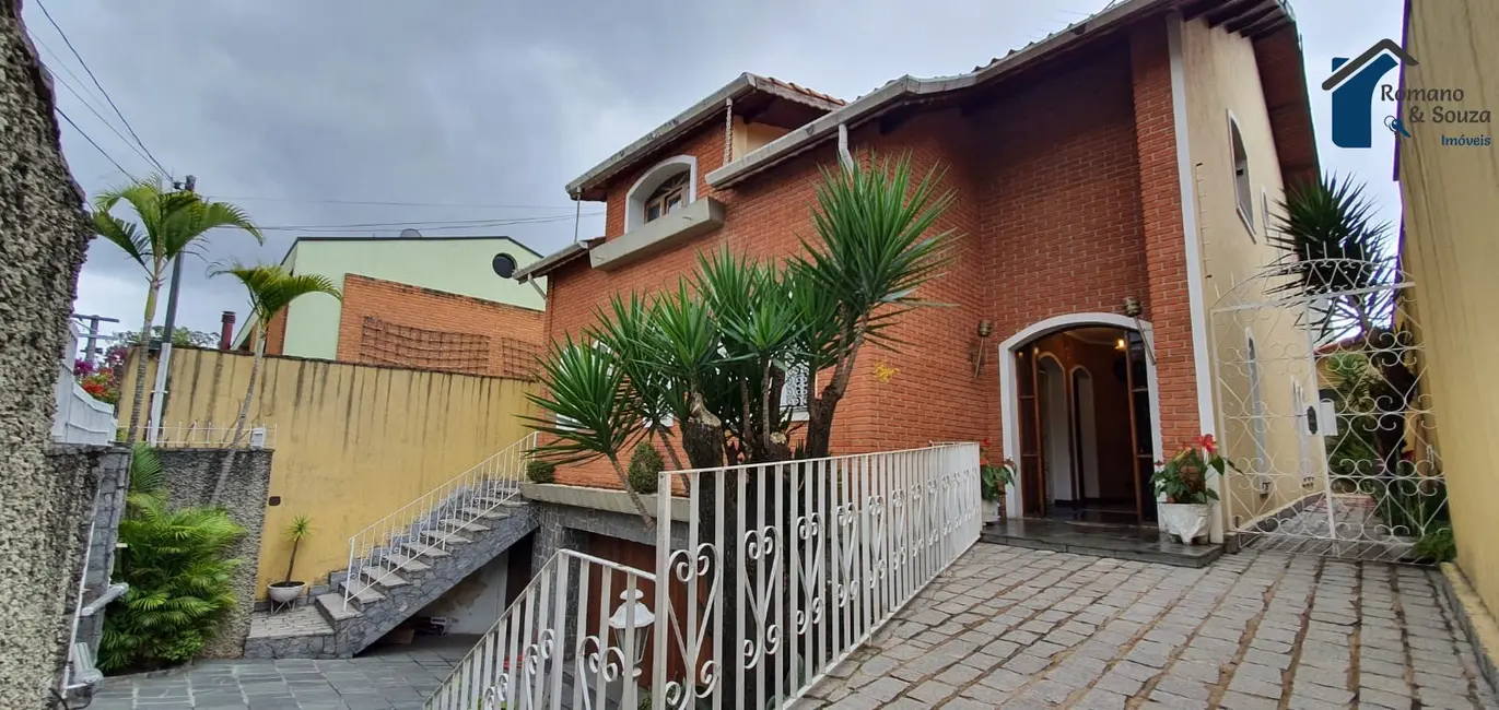 Foto 1 de Sobrado com 4 quartos à venda, 360m2 em São Paulo - SP