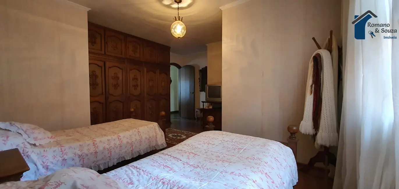 Sobrado com 4 quartos à venda, 360m2 em São Paulo - SP - imagem 6 Foto 6 de Sobrado com 4 quartos à venda, 360m2 em São Paulo - SP