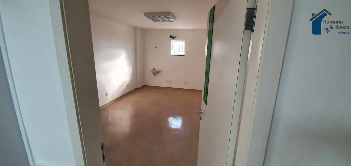 Sala Comercial com 14 quartos para alugar, 720m2 em Centro, Guarulhos - SP - imagem 9 Foto 9 de Sala Comercial com 14 quartos para alugar, 720m2 em Centro, Guarulhos - SP