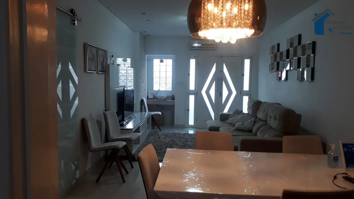 Foto 8 de Sobrado com 3 quartos à venda, 250m2 em Jardim São Judas Tadeu, Guarulhos - SP