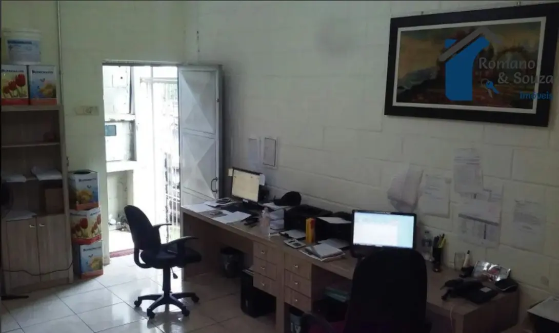 Armazém / Galpão à venda, 350m2 em Guarulhos - SP - imagem 3 Foto 3 de Armazém / Galpão à venda, 350m2 em Guarulhos - SP