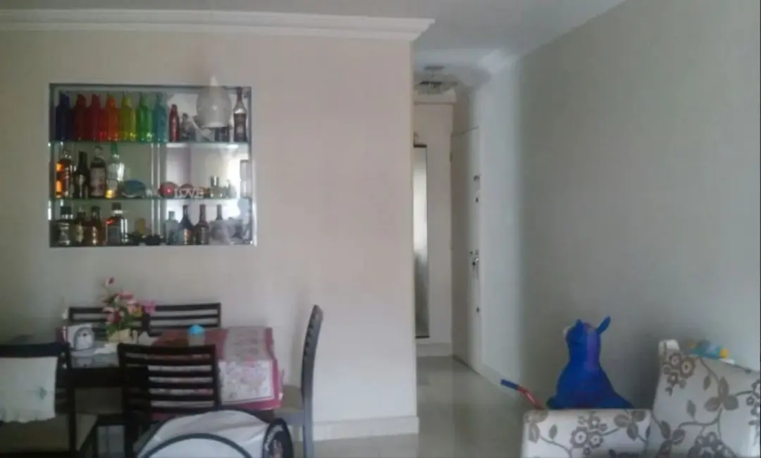 Foto 4 de Apartamento com 3 quartos à venda, 82m2 em Jardim Zaira, Guarulhos - SP