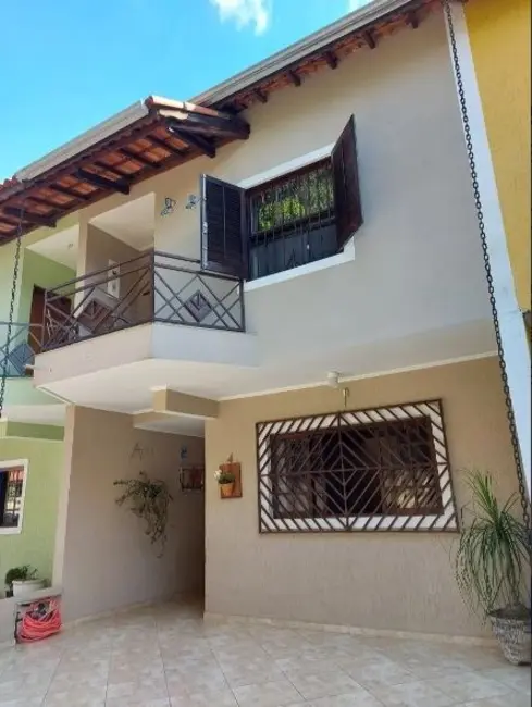 Foto 1 de Casa de Condomínio com 3 quartos à venda, 110m2 em Vila Galvão, Guarulhos - SP
