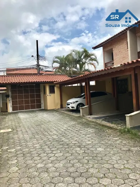 Casa de Condomínio com 2 quartos à venda, 145m2 em Jardim Cocaia, Guarulhos - SP - imagem 4 Foto 4 de Casa de Condomínio com 2 quartos à venda, 145m2 em Jardim Cocaia, Guarulhos - SP
