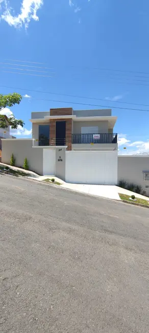 Casa com 3 quartos à venda, 172m2 em Parque San Carlo, Pocos De Caldas - MG - imagem 3 Foto 3 de Casa com 3 quartos à venda, 172m2 em Parque San Carlo, Pocos De Caldas - MG