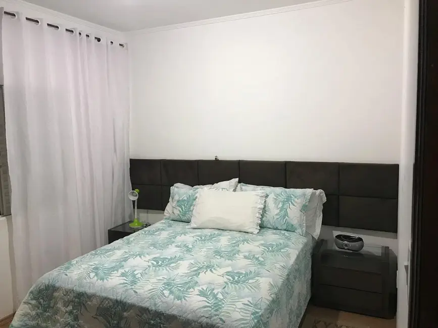 Casa com 3 quartos à venda, 114m2 em Centro, Pocos De Caldas - MG - imagem 6 Foto 6 de Casa com 3 quartos à venda, 114m2 em Centro, Pocos De Caldas - MG