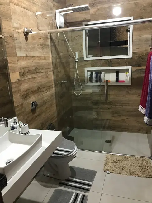 Casa com 3 quartos à venda, 114m2 em Centro, Pocos De Caldas - MG - imagem 8 Foto 8 de Casa com 3 quartos à venda, 114m2 em Centro, Pocos De Caldas - MG