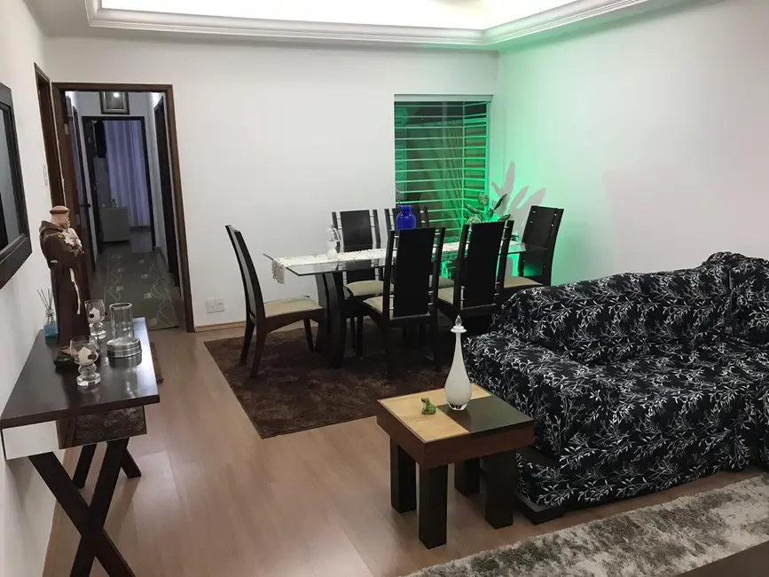 Casa com 3 quartos à venda, 114m2 em Centro, Pocos De Caldas - MG - imagem 3 Foto 3 de Casa com 3 quartos à venda, 114m2 em Centro, Pocos De Caldas - MG