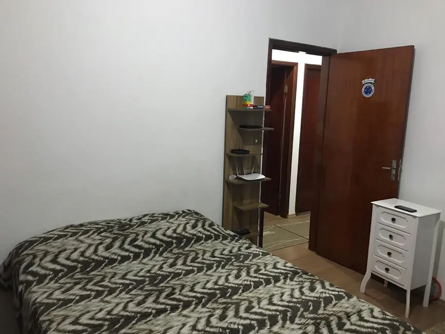 Casa com 3 quartos à venda, 114m2 em Centro, Pocos De Caldas - MG - imagem 9 Foto 9 de Casa com 3 quartos à venda, 114m2 em Centro, Pocos De Caldas - MG