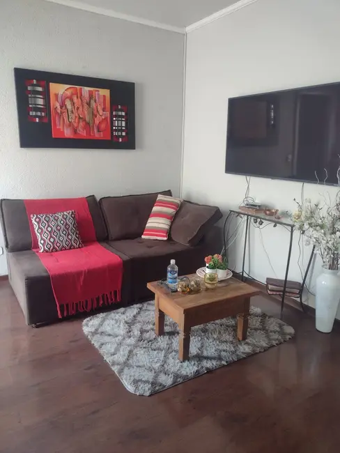 Casa com 3 quartos à venda, 156m2 em Jardim Campos Elísios, Pocos De Caldas - MG - imagem 3 Foto 3 de Casa com 3 quartos à venda, 156m2 em Jardim Campos Elísios, Pocos De Caldas - MG