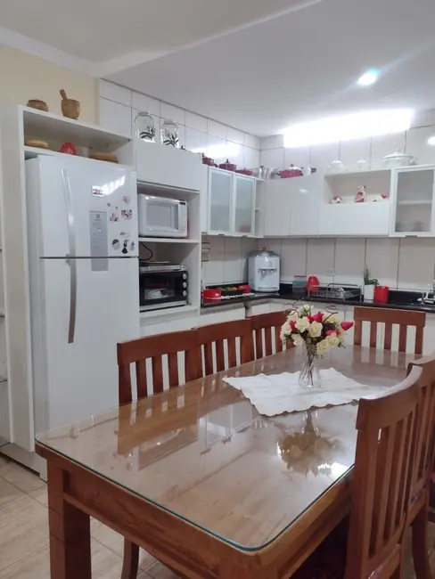 Foto 6 de Casa com 3 quartos à venda, 102m2 em Santa Teresa, Pocos De Caldas - MG