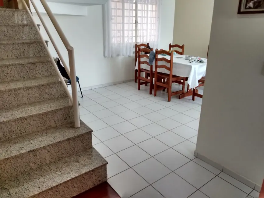 Foto 7 de Casa com 3 quartos à venda, 220m2 em Santa Ângela IV, Pocos De Caldas - MG