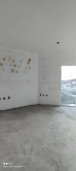 Foto 9 de Casa com 2 quartos à venda, 260m2 em Jardim das Azaléias, Pocos De Caldas - MG